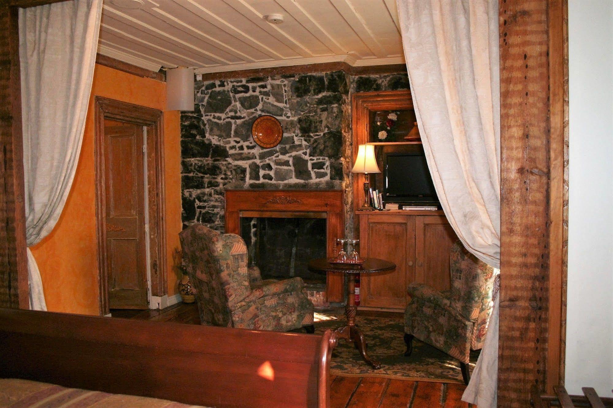 à L'augustine Ville de Québec